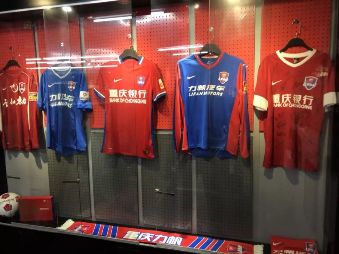 重庆斯威外援发挥出色，为球队加分