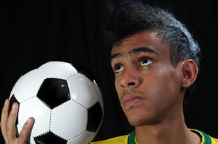 2025开云体育官网下载巴西乙级联赛球队巴甲降级球员涌入，竞争激烈备战新赛季  第1张